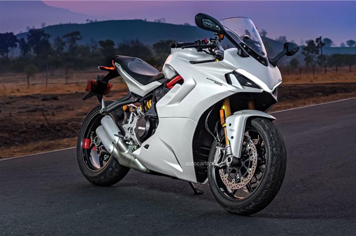 Ducati SuperSport 950 S price, performance, usability, design.